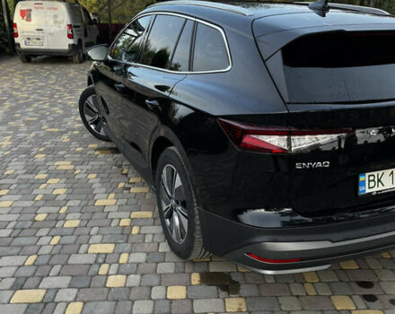 Чорний Шкода Enyaq iV, об'ємом двигуна 0 л та пробігом 70 тис. км за 27900 $, фото 1 на Automoto.ua