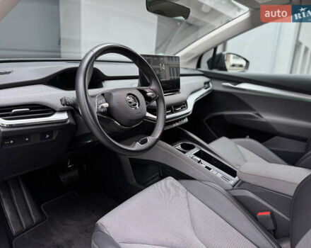 Черный Шкода Enyaq iV, объемом двигателя 0 л и пробегом 160 тыс. км за 18700 $, фото 57 на Automoto.ua