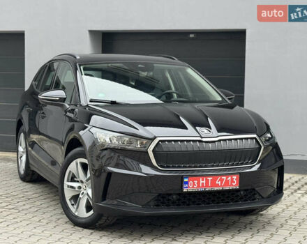 Черный Шкода Enyaq iV, объемом двигателя 0 л и пробегом 160 тыс. км за 18700 $, фото 5 на Automoto.ua