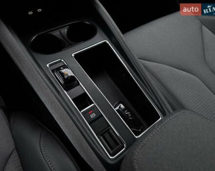 Черный Шкода Enyaq iV, объемом двигателя 0 л и пробегом 160 тыс. км за 18700 $, фото 68 на Automoto.ua