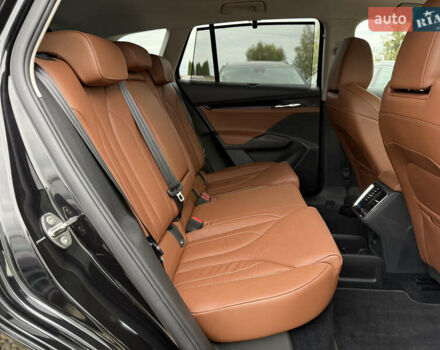 Черный Шкода Enyaq iV, объемом двигателя 0 л и пробегом 111 тыс. км за 27400 $, фото 110 на Automoto.ua