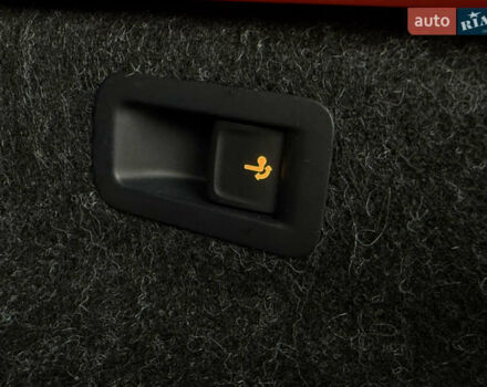 Черный Шкода Enyaq iV, объемом двигателя 0 л и пробегом 111 тыс. км за 28400 $, фото 108 на Automoto.ua