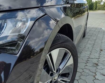 Чорний Шкода Enyaq iV, об'ємом двигуна 0 л та пробігом 52 тис. км за 23500 $, фото 16 на Automoto.ua