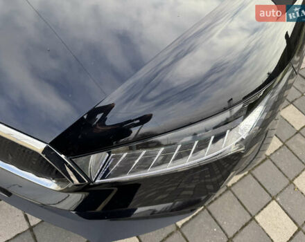 Черный Шкода Enyaq iV, объемом двигателя 0 л и пробегом 10 тыс. км за 33900 $, фото 33 на Automoto.ua