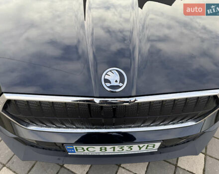 Черный Шкода Enyaq iV, объемом двигателя 0 л и пробегом 10 тыс. км за 33900 $, фото 32 на Automoto.ua