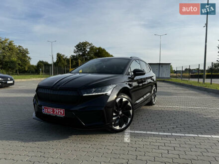 Черный Шкода Enyaq iV, объемом двигателя 0 л и пробегом 49 тыс. км за 28250 $, фото 1 на Automoto.ua