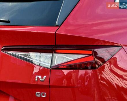 Красный Шкода Enyaq iV, объемом двигателя 0 л и пробегом 35 тыс. км за 23995 $, фото 37 на Automoto.ua