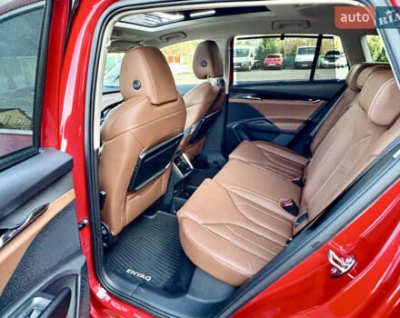 Красный Шкода Enyaq iV, объемом двигателя 0 л и пробегом 35 тыс. км за 23995 $, фото 72 на Automoto.ua