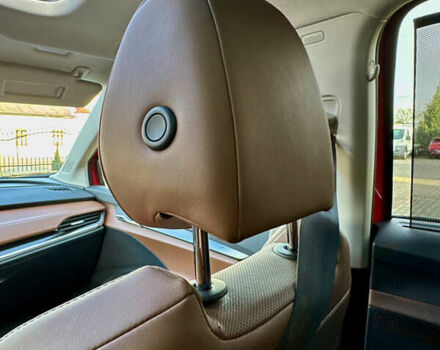 Красный Шкода Enyaq iV, объемом двигателя 0 л и пробегом 35 тыс. км за 23995 $, фото 83 на Automoto.ua