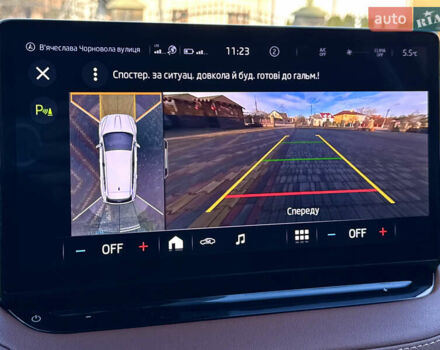 Красный Шкода Enyaq iV, объемом двигателя 0 л и пробегом 35 тыс. км за 23995 $, фото 139 на Automoto.ua