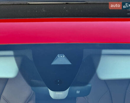 Красный Шкода Enyaq iV, объемом двигателя 0 л и пробегом 35 тыс. км за 23995 $, фото 9 на Automoto.ua