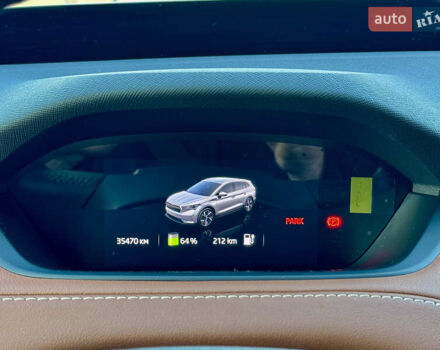 Красный Шкода Enyaq iV, объемом двигателя 0 л и пробегом 35 тыс. км за 23995 $, фото 122 на Automoto.ua