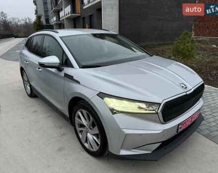 Серый Шкода Enyaq iV, объемом двигателя 0 л и пробегом 189 тыс. км за 19999 $, фото 7 на Automoto.ua
