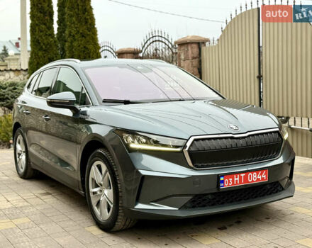 Серый Шкода Enyaq iV, объемом двигателя 0 л и пробегом 190 тыс. км за 21600 $, фото 9 на Automoto.ua