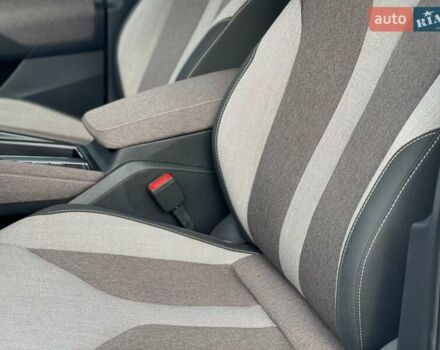 Серый Шкода Enyaq iV, объемом двигателя 0 л и пробегом 34 тыс. км за 22990 $, фото 29 на Automoto.ua