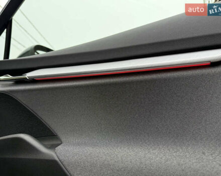 Серый Шкода Enyaq iV, объемом двигателя 0 л и пробегом 190 тыс. км за 21600 $, фото 91 на Automoto.ua