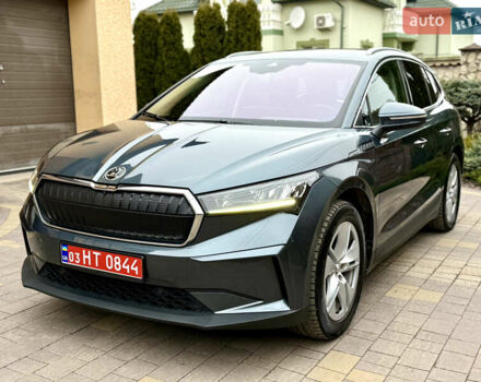 Серый Шкода Enyaq iV, объемом двигателя 0 л и пробегом 190 тыс. км за 21600 $, фото 3 на Automoto.ua
