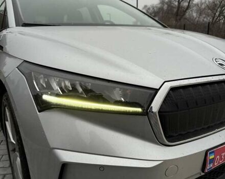 Серый Шкода Enyaq iV, объемом двигателя 0 л и пробегом 189 тыс. км за 19999 $, фото 5 на Automoto.ua