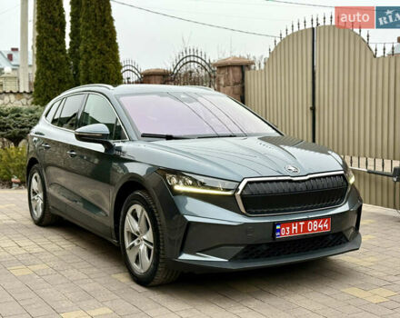 Серый Шкода Enyaq iV, объемом двигателя 0 л и пробегом 190 тыс. км за 21600 $, фото 1 на Automoto.ua