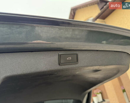 Серый Шкода Enyaq iV, объемом двигателя 0 л и пробегом 190 тыс. км за 21600 $, фото 74 на Automoto.ua