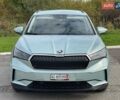 Серый Шкода Enyaq iV, объемом двигателя 0 л и пробегом 34 тыс. км за 22990 $, фото 10 на Automoto.ua