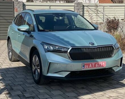 Серый Шкода Enyaq iV, объемом двигателя 0 л и пробегом 118 тыс. км за 21499 $, фото 1 на Automoto.ua