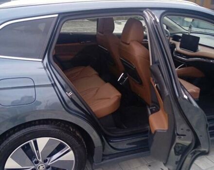 Серый Шкода Enyaq iV, объемом двигателя 0 л и пробегом 130 тыс. км за 27600 $, фото 1 на Automoto.ua