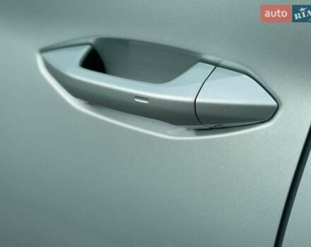 Серый Шкода Enyaq iV, объемом двигателя 0 л и пробегом 34 тыс. км за 22990 $, фото 12 на Automoto.ua