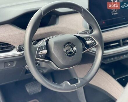 Серый Шкода Enyaq iV, объемом двигателя 0 л и пробегом 34 тыс. км за 22990 $, фото 27 на Automoto.ua