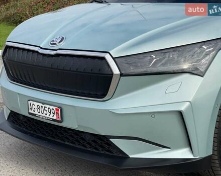 Серый Шкода Enyaq iV, объемом двигателя 0 л и пробегом 34 тыс. км за 22990 $, фото 11 на Automoto.ua