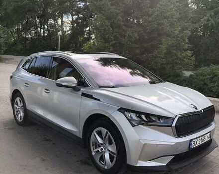 Сірий Шкода Enyaq iV, об'ємом двигуна 0 л та пробігом 180 тис. км за 22999 $, фото 30 на Automoto.ua