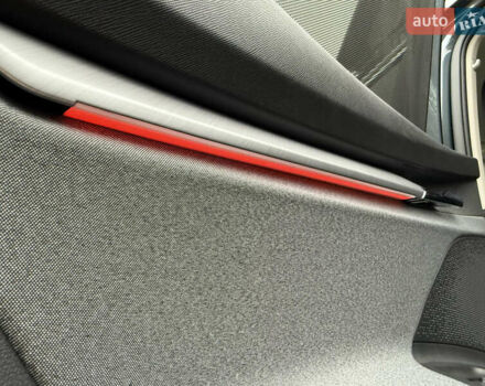 Серый Шкода Enyaq iV, объемом двигателя 0 л и пробегом 190 тыс. км за 21600 $, фото 64 на Automoto.ua