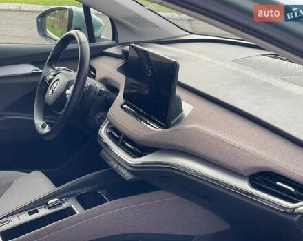 Серый Шкода Enyaq iV, объемом двигателя 0 л и пробегом 34 тыс. км за 22990 $, фото 38 на Automoto.ua