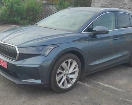 Серый Шкода Enyaq iV, объемом двигателя 0 л и пробегом 256 тыс. км за 20900 $, фото 1 на Automoto.ua