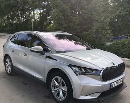 Сірий Шкода Enyaq iV, об'ємом двигуна 0 л та пробігом 180 тис. км за 22999 $, фото 7 на Automoto.ua