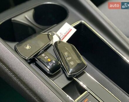 Шкода Enyaq iV 2022 в Луцке на Automoto.ua Серый Шкода Enyaq iV, объемом двигателя 0 л и пробегом 65 тыс. км за 21499 $, фото 7 на Automoto.ua