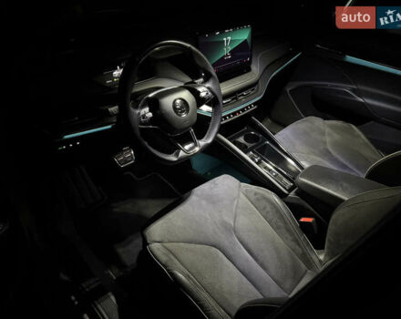 Серый Шкода Enyaq iV, объемом двигателя 0 л и пробегом 202 тыс. км за 25950 $, фото 20 на Automoto.ua