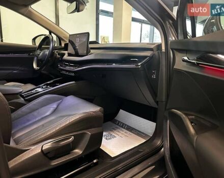 Серый Шкода Enyaq iV, объемом двигателя 0 л и пробегом 135 тыс. км за 26900 $, фото 31 на Automoto.ua