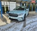 Серый Шкода Enyaq iV, объемом двигателя 0 л и пробегом 27 тыс. км за 32500 $, фото 2 на Automoto.ua