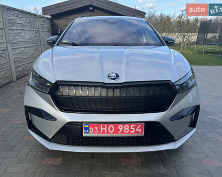 Серый Шкода Enyaq iV, объемом двигателя 0 л и пробегом 202 тыс. км за 25950 $, фото 2 на Automoto.ua