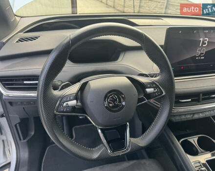 Серый Шкода Enyaq iV, объемом двигателя 0 л и пробегом 202 тыс. км за 25950 $, фото 16 на Automoto.ua