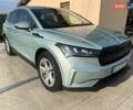 Серый Шкода Enyaq iV, объемом двигателя 0 л и пробегом 13 тыс. км за 32500 $, фото 1 на Automoto.ua