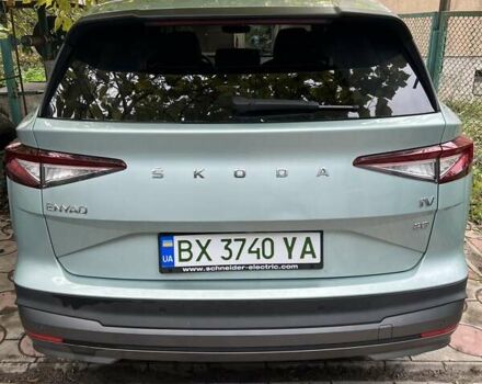 Серый Шкода Enyaq iV, объемом двигателя 0 л и пробегом 78 тыс. км за 27900 $, фото 4 на Automoto.ua
