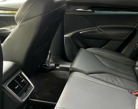 Серый Шкода Enyaq iV, объемом двигателя 0 л и пробегом 78 тыс. км за 27900 $, фото 18 на Automoto.ua