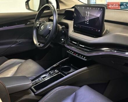 Серый Шкода Enyaq iV, объемом двигателя 0 л и пробегом 135 тыс. км за 26900 $, фото 30 на Automoto.ua