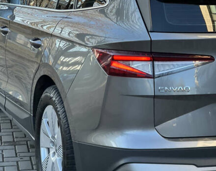 Серый Шкода Enyaq iV, объемом двигателя 0 л и пробегом 207 тыс. км за 19500 $, фото 5 на Automoto.ua