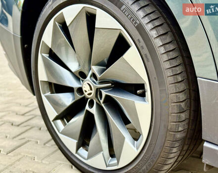 Сірий Шкода Enyaq iV, об'ємом двигуна 0 л та пробігом 169 тис. км за 24600 $, фото 15 на Automoto.ua