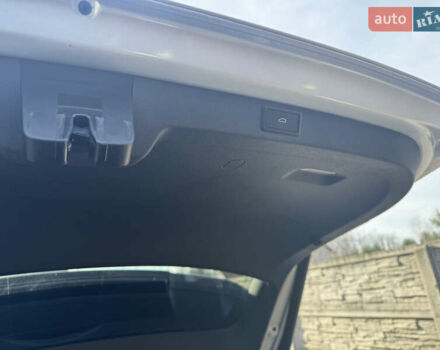 Серый Шкода Enyaq iV, объемом двигателя 0 л и пробегом 202 тыс. км за 25950 $, фото 19 на Automoto.ua