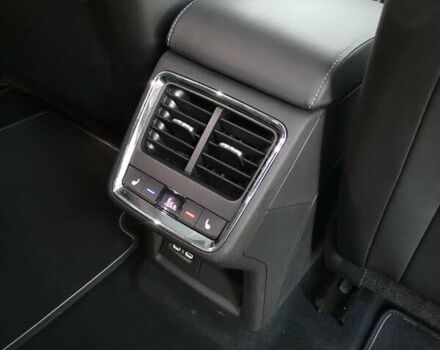 Серый Шкода Enyaq iV, объемом двигателя 0 л и пробегом 41 тыс. км за 33300 $, фото 13 на Automoto.ua