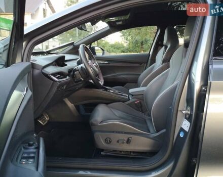 Серый Шкода Enyaq iV, объемом двигателя 0 л и пробегом 41 тыс. км за 33300 $, фото 30 на Automoto.ua